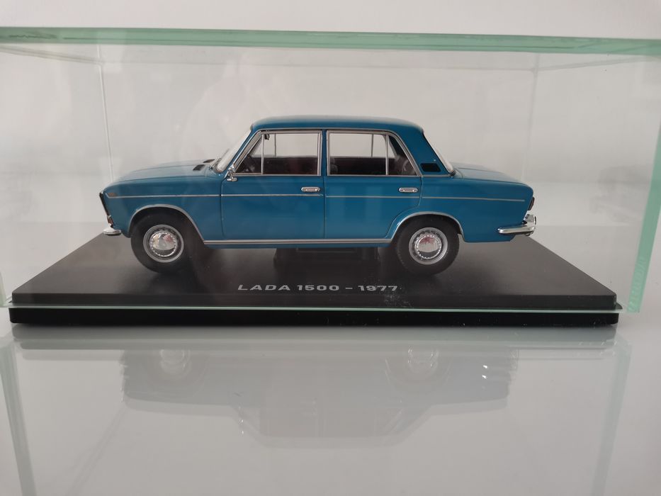 Kolekcja modeli z PRL skala 1/24 Hachette