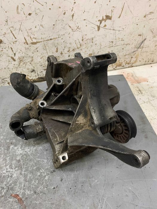 VW Volkswagen Passat B5 1.9 TDI A4 B5 AFN Pompa Łapa Alternatora