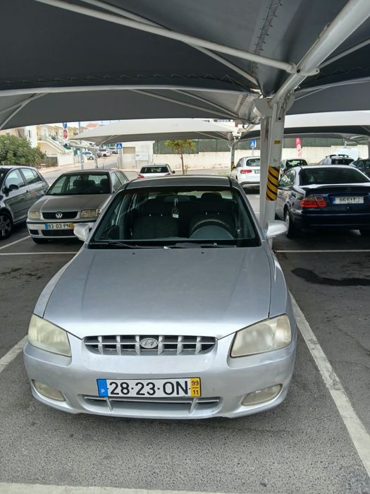 Hyundai  accent gls