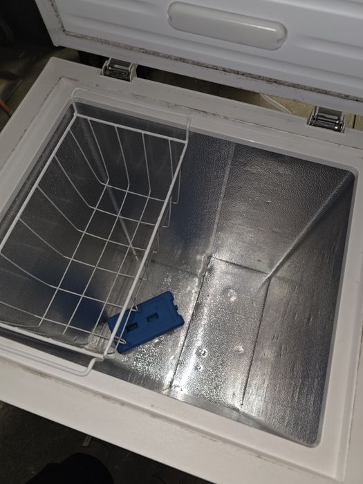 Arca congeladora horizontal como nova