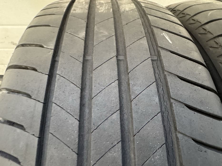 Opony letnie Bridgestone Turanza T005 215/60R17 5,4mm Dot 3219