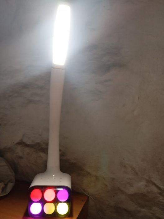 Luz led candeeiro c/ bluetooth+colunas som