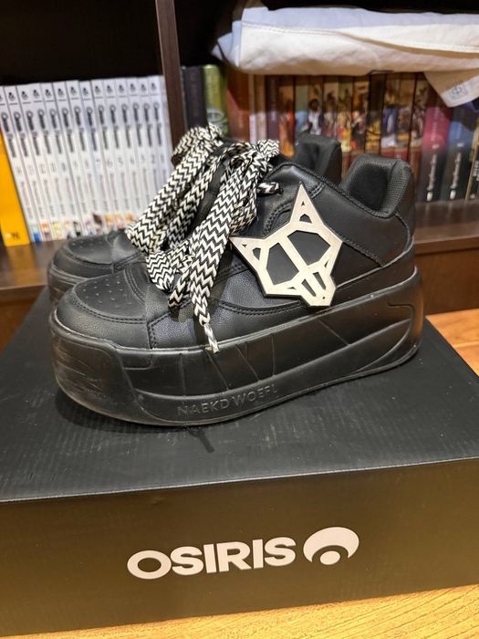 Кроссовки Naked Wolf