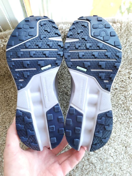 ONE CLOUD Surfer р 39 Оригінал! Бігові трекингові кроссовки