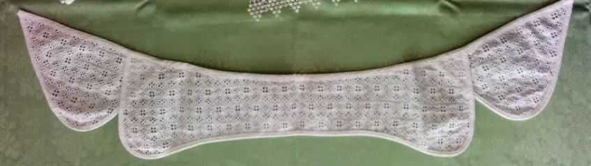 Є .Продам кружевные воротники