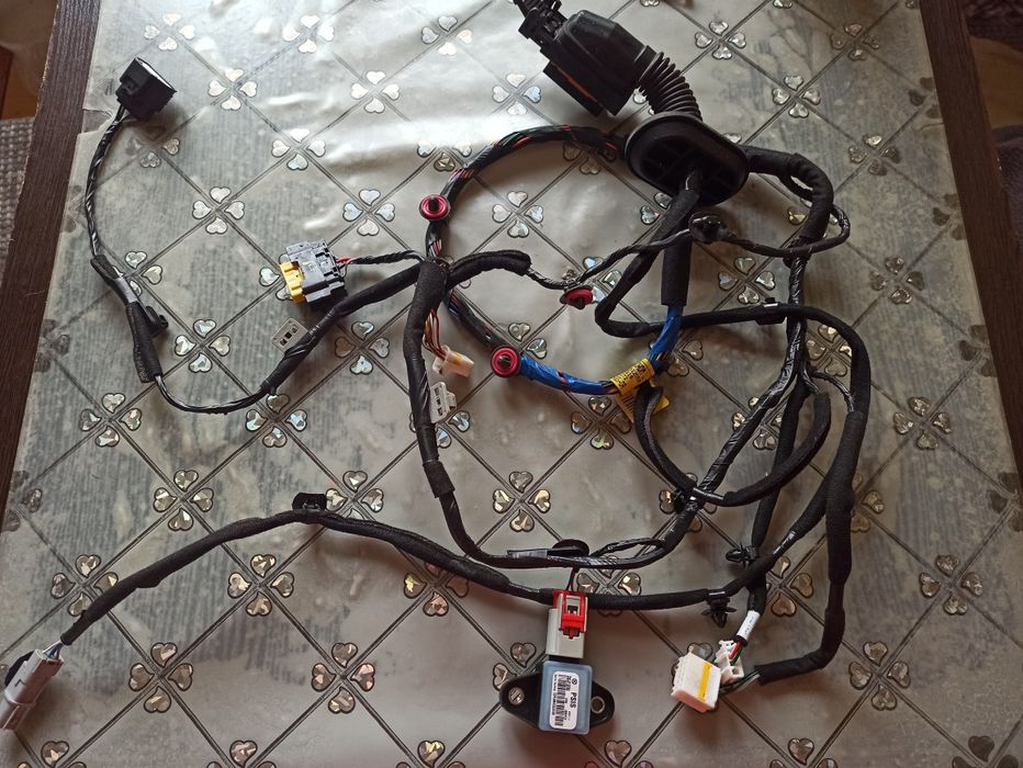 Проводка передніх правих дверей Hyndai Kona electric 2023