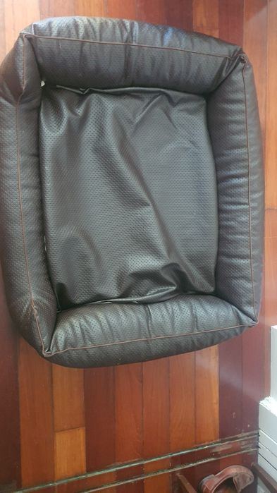 Cama para cão grande 50€