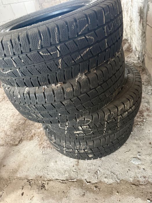 Opony zimowe 195/70 R15