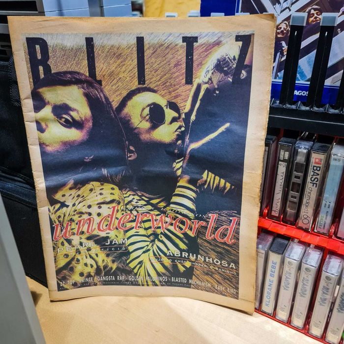 Revista BLITZ – Capa “Underworld / Pearl Jam / António Abrunhosa”-1990