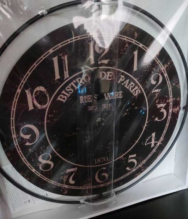 Zegar ścienny na ścianę odcienie brązu do zawieszenia