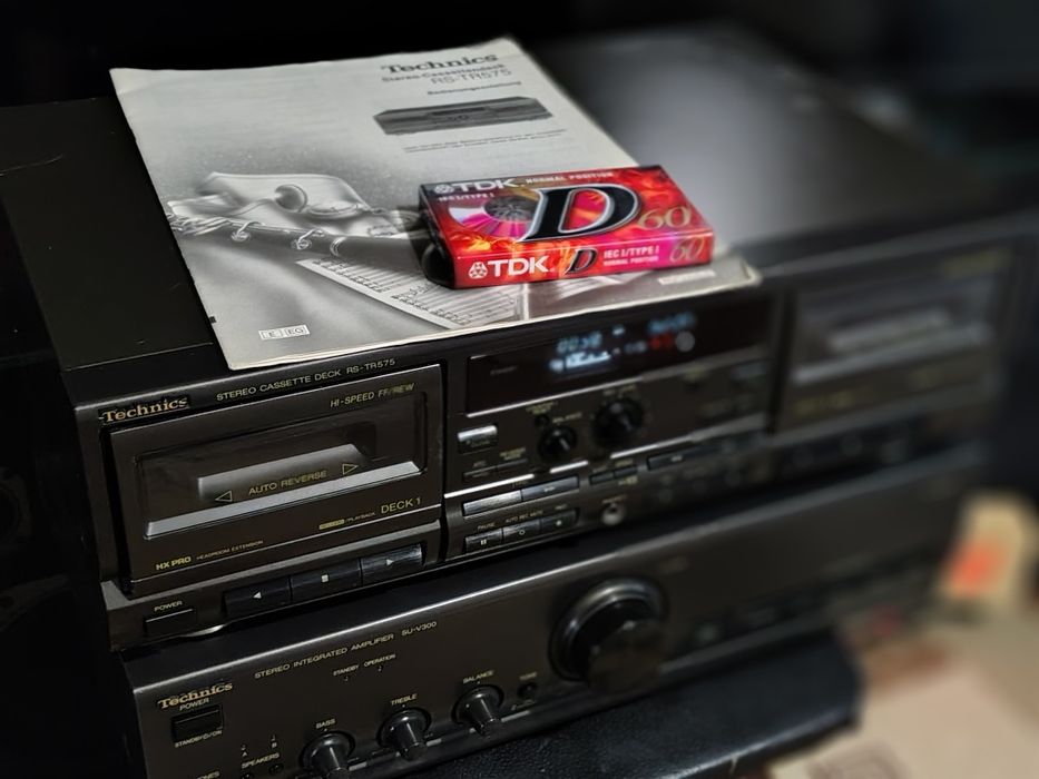 Кассетная дека Technics RS TR 575 Полностью обслужена. Усилитель SU V.. Видео работы..