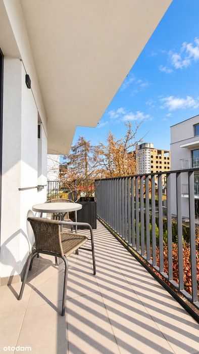Cicha 28m2 kawalerka-WŁOCHY HYNKA-balkon,garaż,ul.Startowa 5
