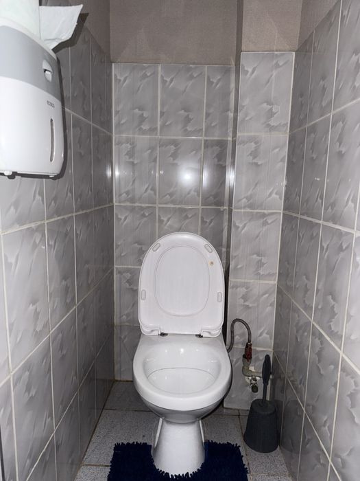 Здам подобово 3-кімнатну картиру.