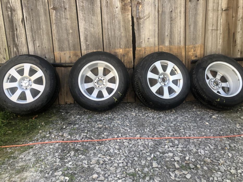 4 opony Mercedes 235/65 R 17