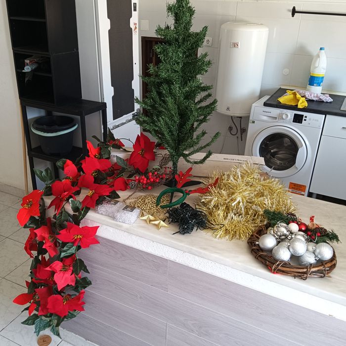 Árvore de natal e enfeites