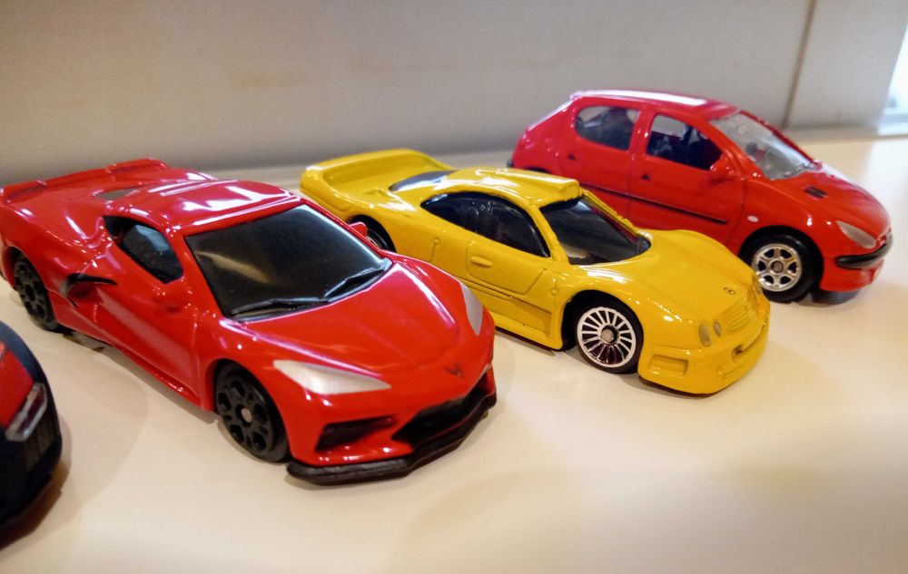 Hot Wheels e outros - 15 carros - Lote ou carros isolados