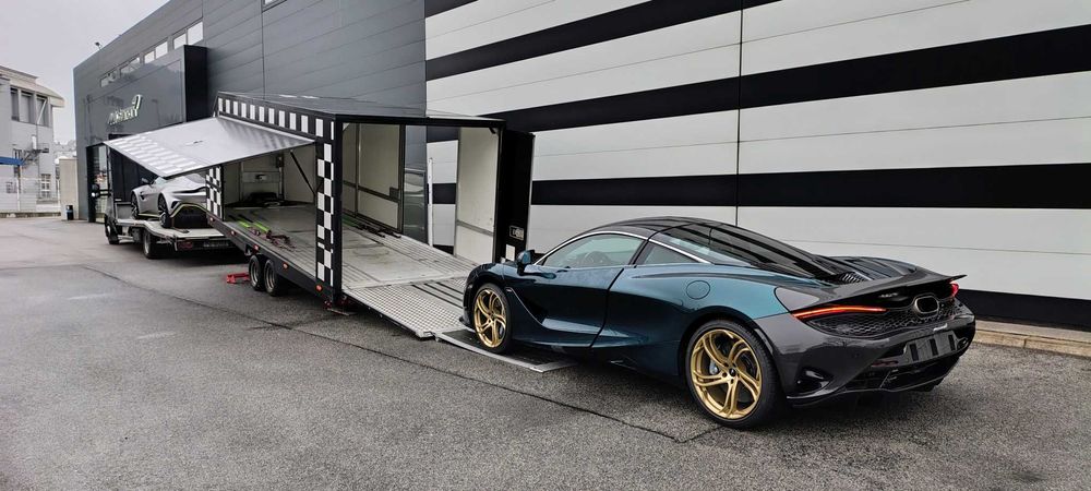 Transport Krytą/Zamykaną Lawetą Aut Sportowych i Zabytkowych
