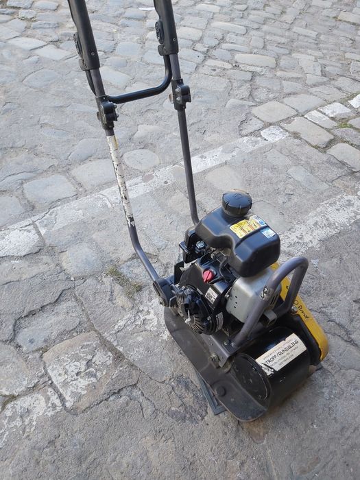 Zagęszczarka Atlas Copco LF 60 (64 kg) Silnik Honda GX100.