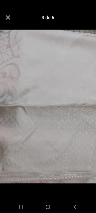 Colchas grandes rosa e branca