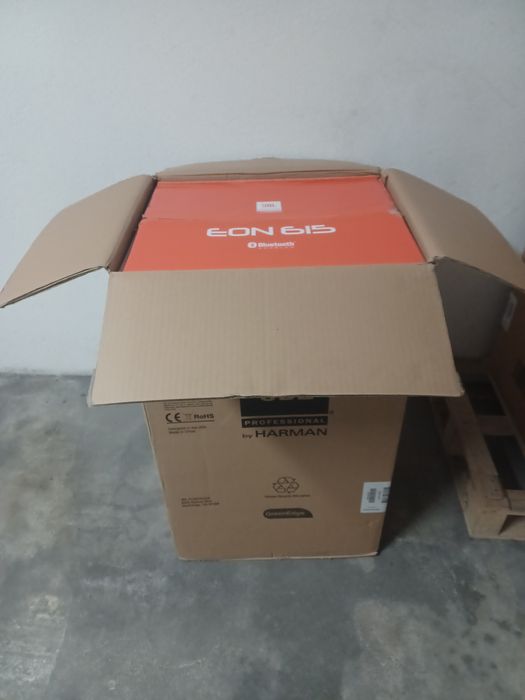JBL Eon 615 como novas