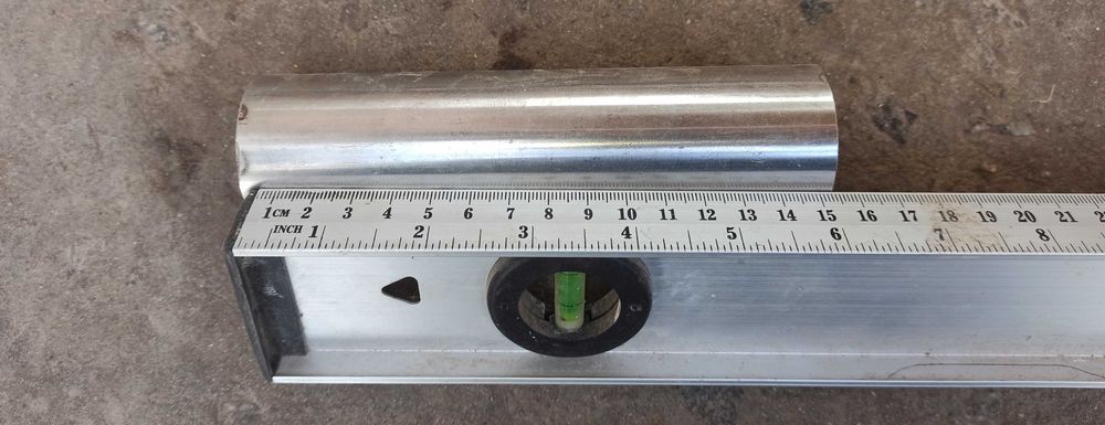 Плита 4 мм,и труба 54 мм из нержавейки.Эбонит 50 мм.Медная болванка