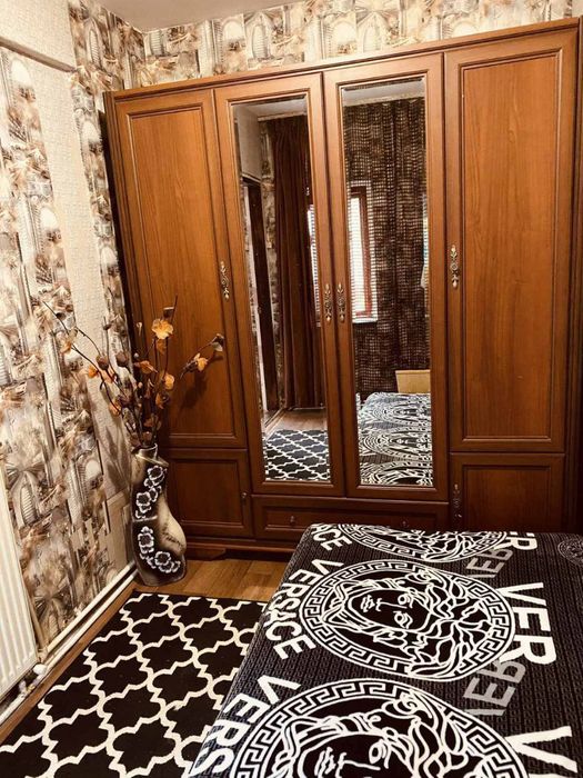 Здається частина будинку на Старому Місті.