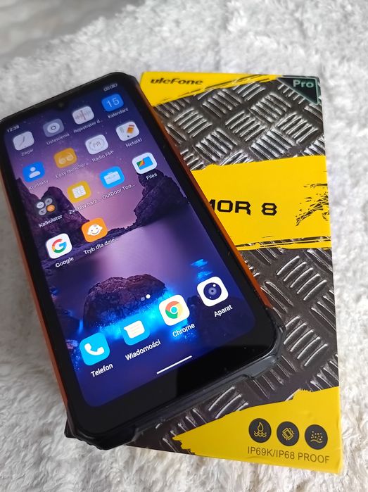 Pancerny telefon Armor 8 PRO