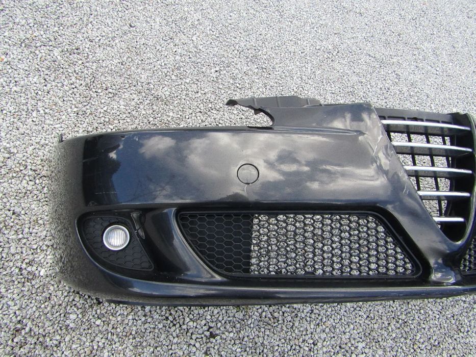 Para-choques frente Alfa Romeo 147,Original ,ano2006 c/farois nevoeiro