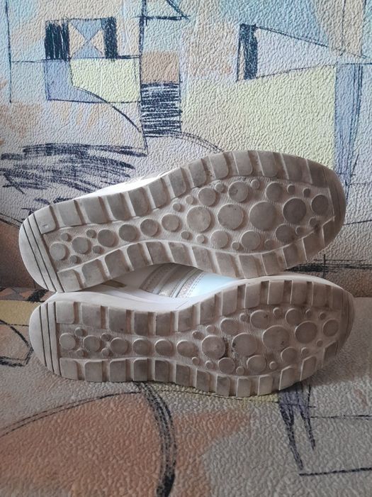 Жіночі кросівки Graceland