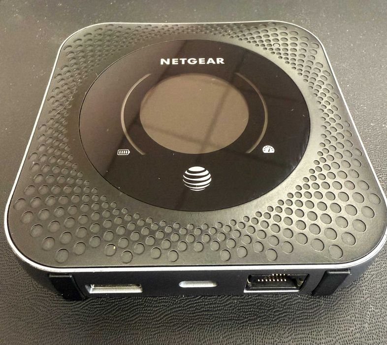 4g LTE модем Netgear Nighthawk M1 MR1100