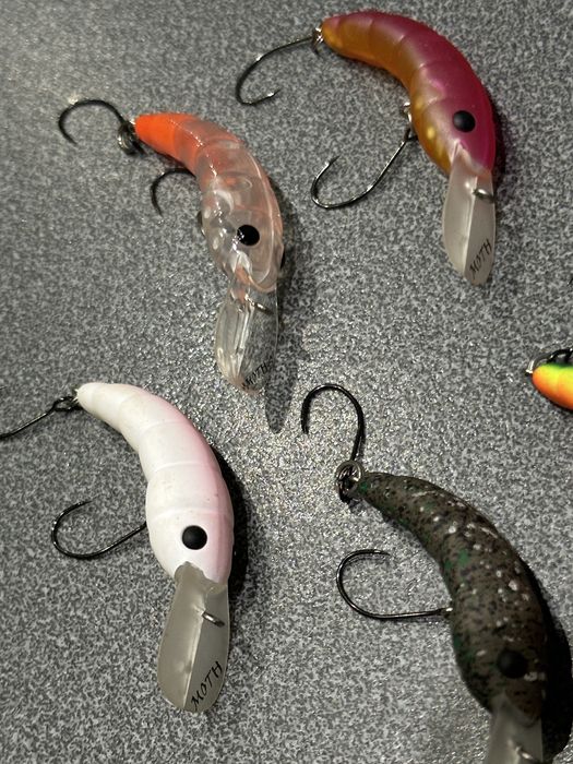 5 woblerów herakles moth  trout area