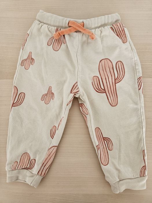 Zestaw, komplet 2 spodni, dresów dziecięcych; 80; beż, krem
Rozmiar: 8