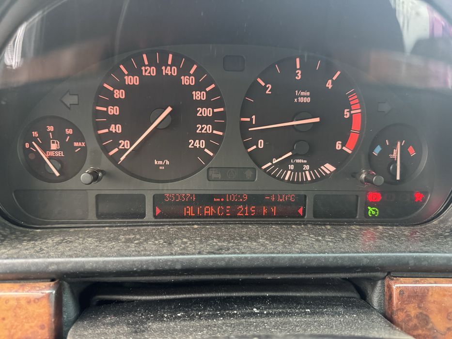 Vendo e39 525 tds