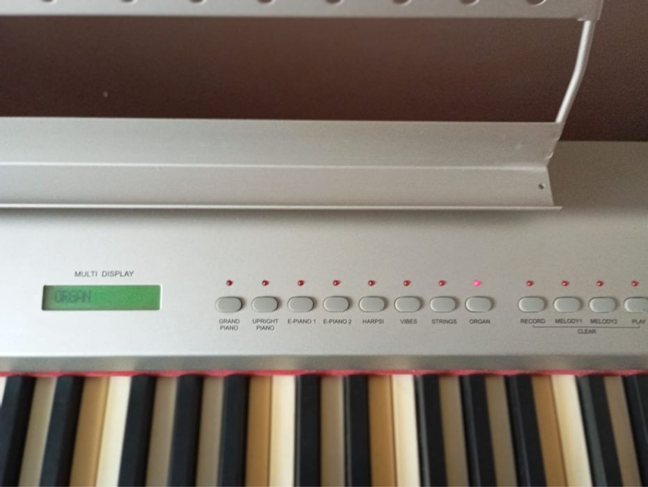 Pianino cyfrowe HEMINGWAY bardzo dobry stan