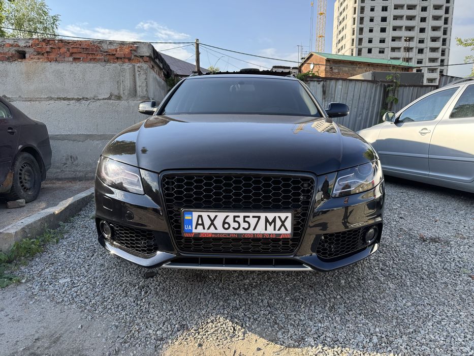 Audi A4 B8 TFSI RS Look в ідеальному стані