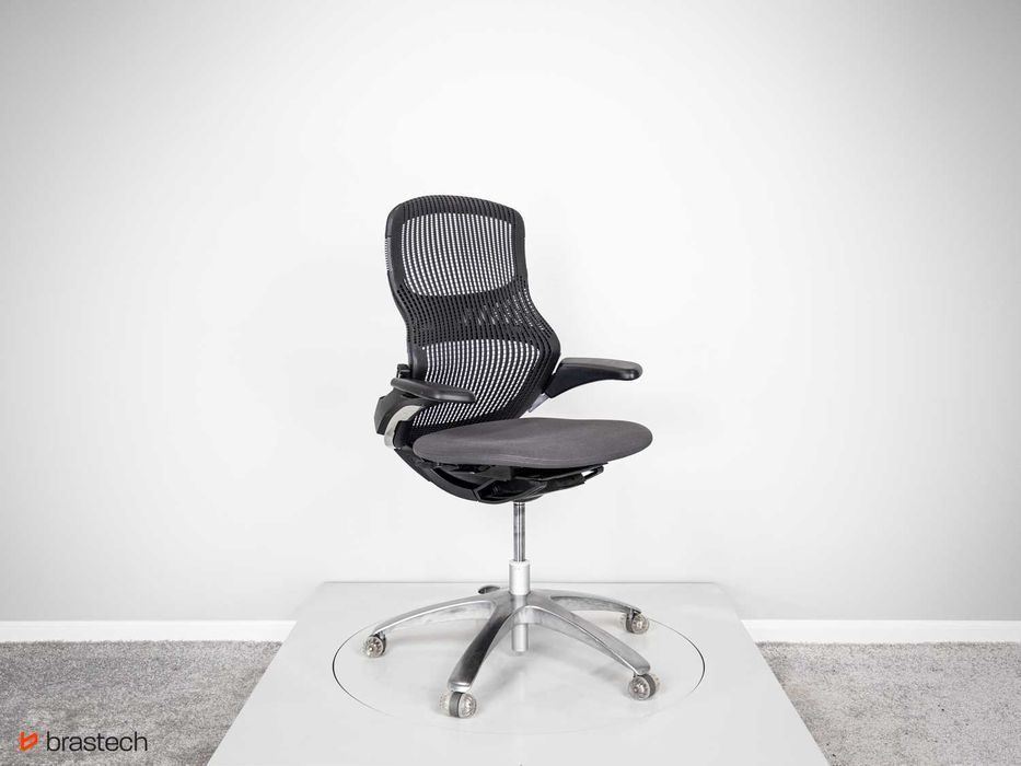 Fotel biurowy Generation by Knoll oparcie elastomer nowoczesny