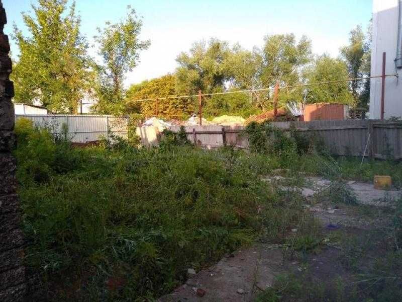 цілий будинок на окремій ділянці, м.Київська