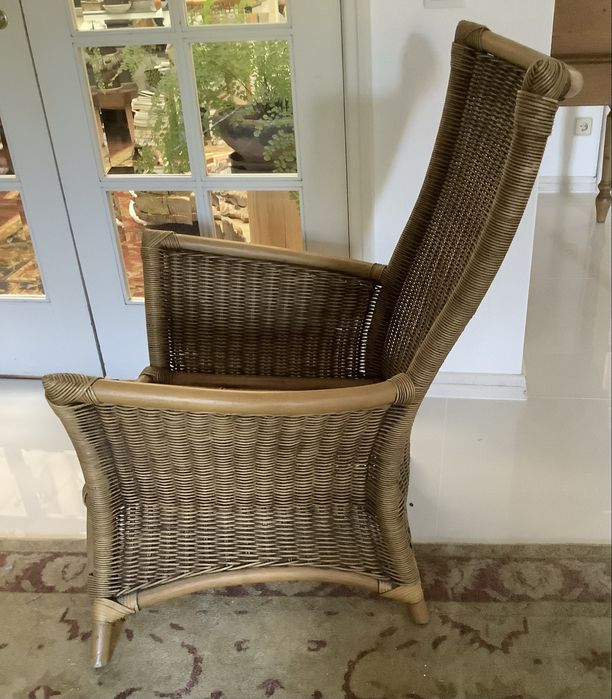 Cadeirão estilo colonial