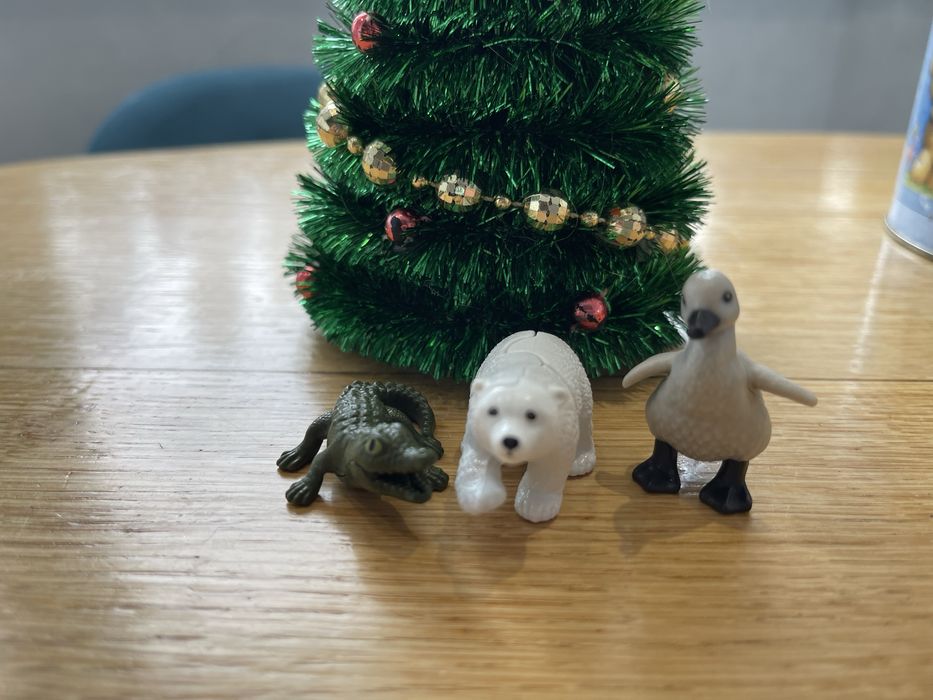 Іграшки Кіндер Natoons baby