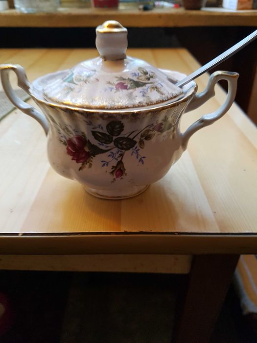 Stara cukierniczka stan idealny.