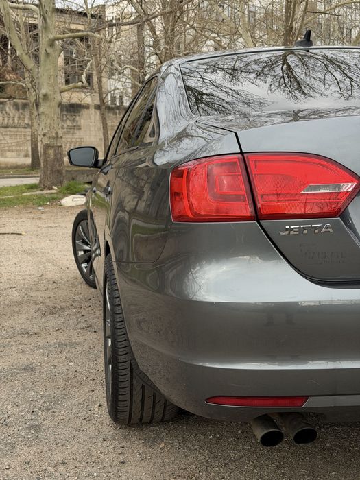 Volkswagen Jetta 2013/14
