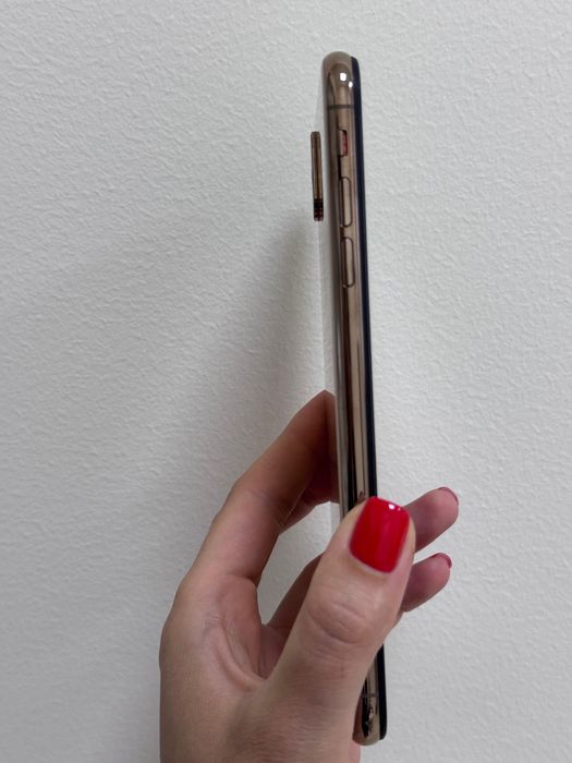 Б/у iPhone XS Max 64