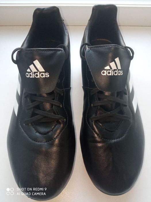 Продам бутсы Adidas регби р. 39 стелька 25 см