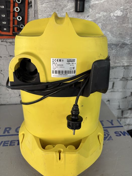 Пилосос Karcher WD3 гарний стан