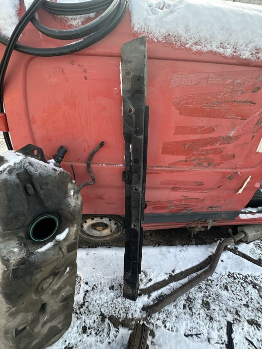 Задний бампер усилитель пежо партнер ситроен берлинго УСЛУГИ СТО