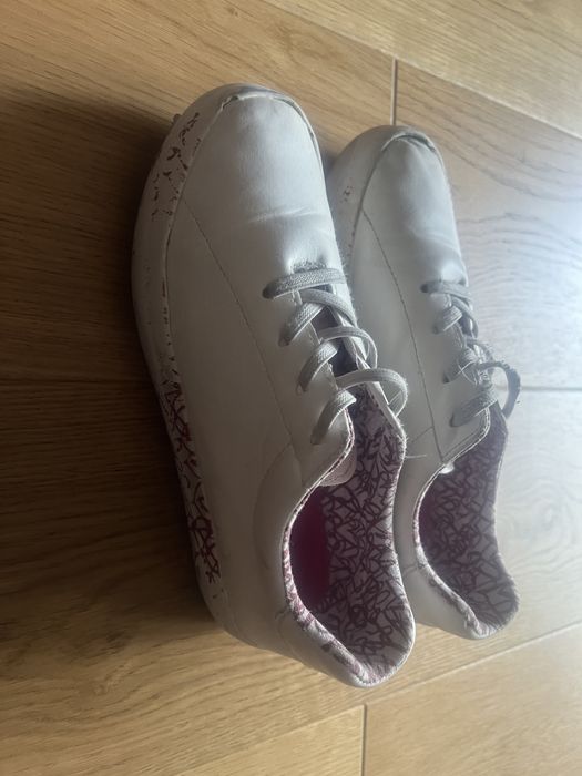 Buty dziewczęce Bata rozmiar 35