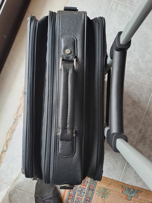 Mala trolei com rodas