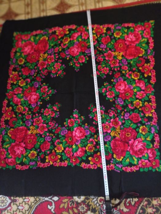 Платки старинные новые и 90 годов