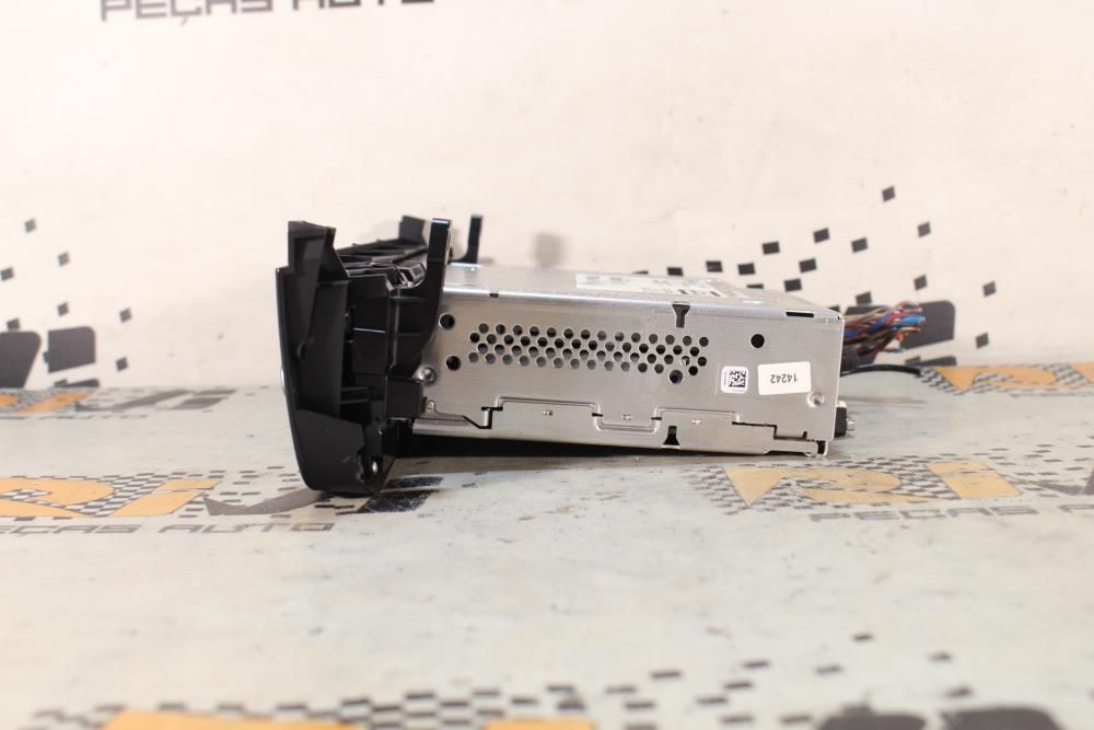 Rádio / auto-rádio BMW 1 (F20)
