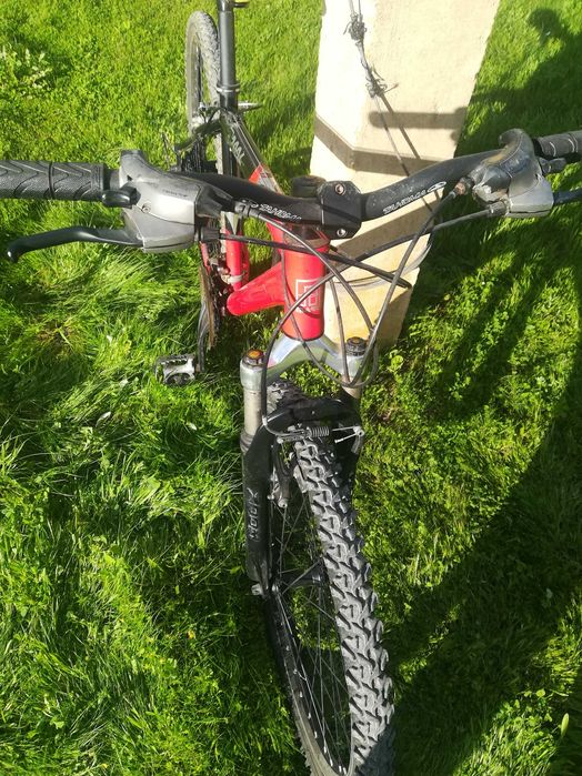 BTT  semi-nova impecável 500€